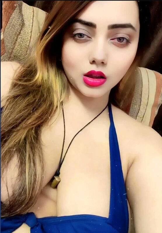 Sexy Shreya Escorts
